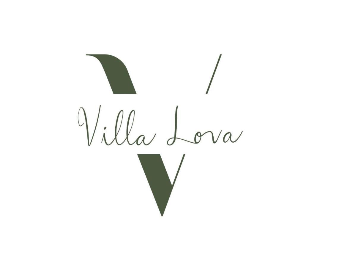 Villa Lova Sambirenteng Gretek المظهر الخارجي الصورة